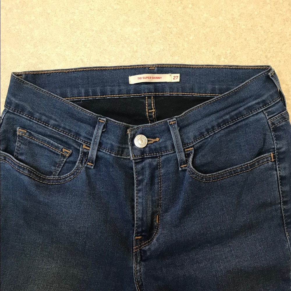 Levi’s 710 super skinny jean
